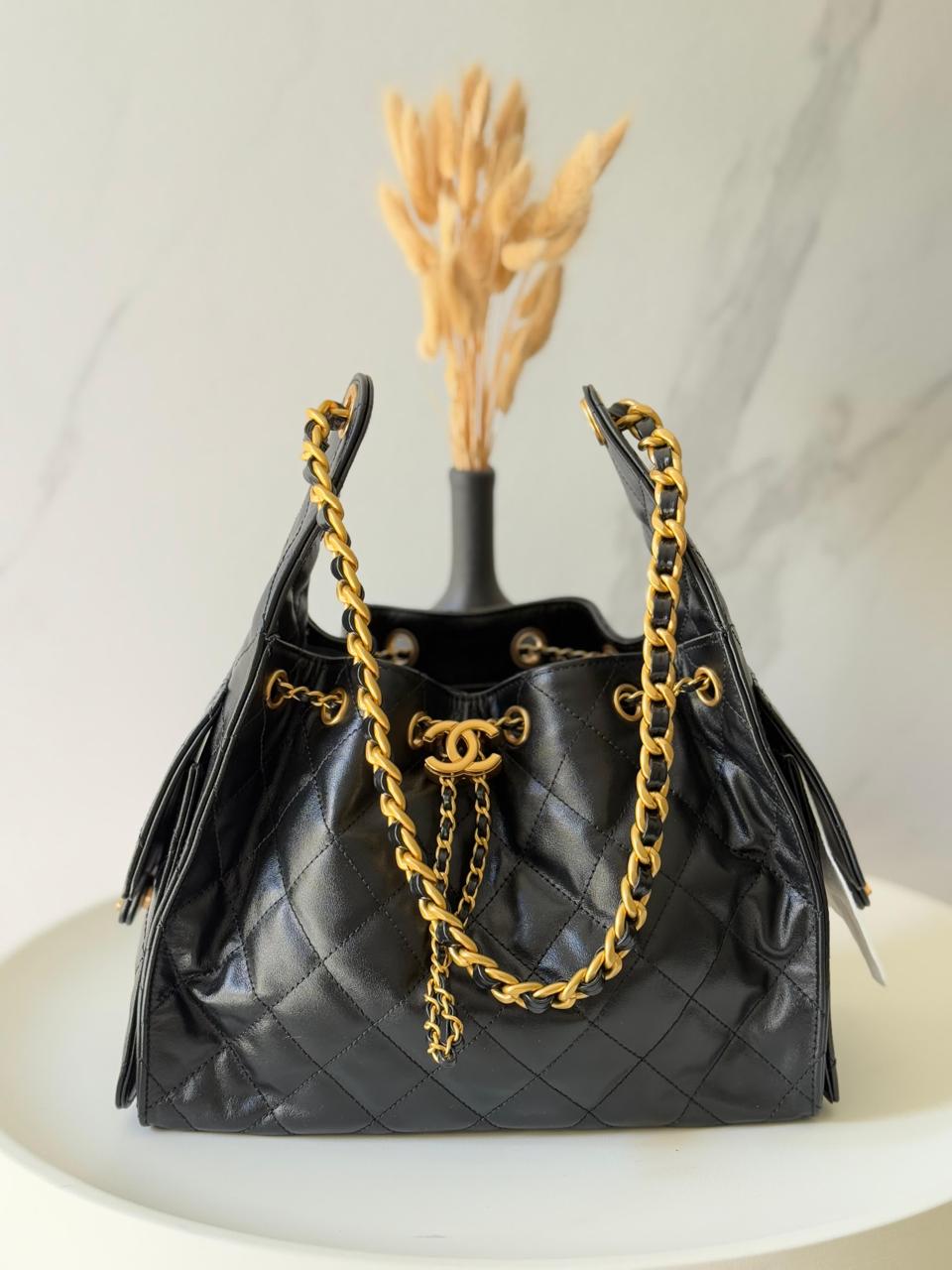 Ladies Chanel bags Lilly Onlines