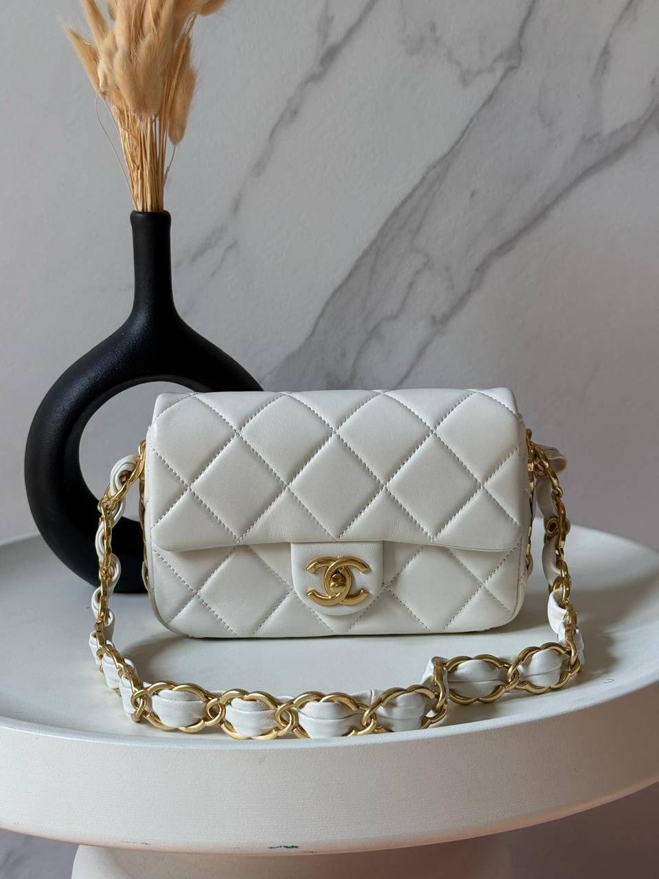 Ladies Chanel bags Lilly Onlines