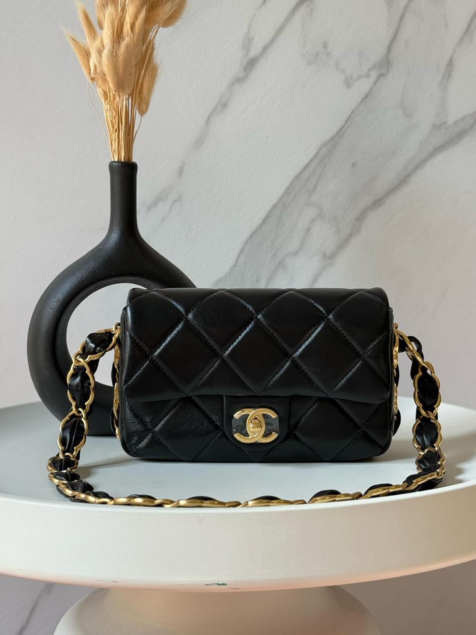 Ladies Chanel bags Lilly Onlines