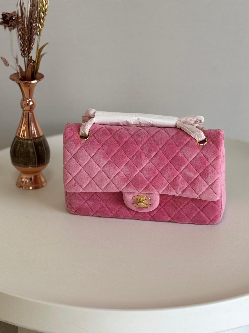 Ladies Chanel bags Lilly Onlines