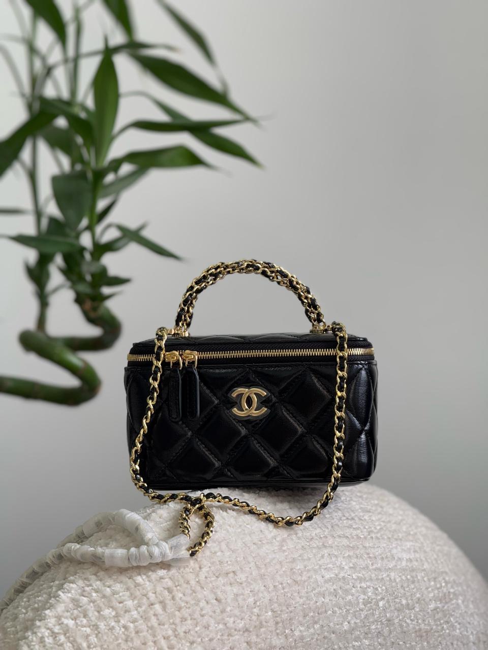 Ladies Chanel bags Lilly Onlines
