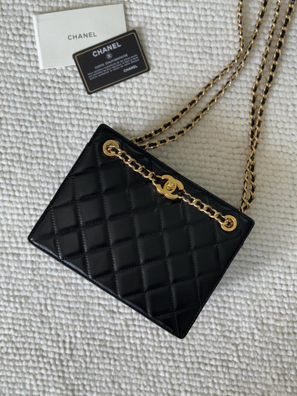 Ladies Chanel bags Lilly Onlines