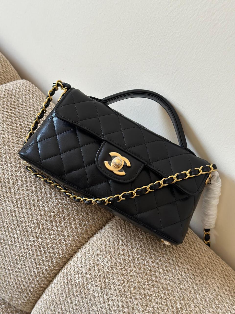 Ladies Chanel bags Lilly Onlines