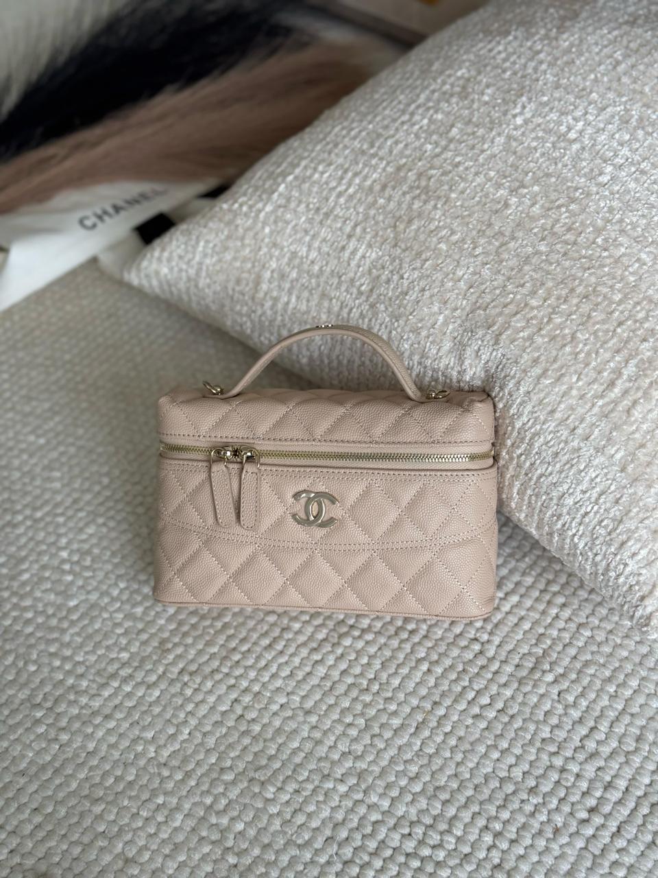 Ladies Chanel bags Lilly Onlines