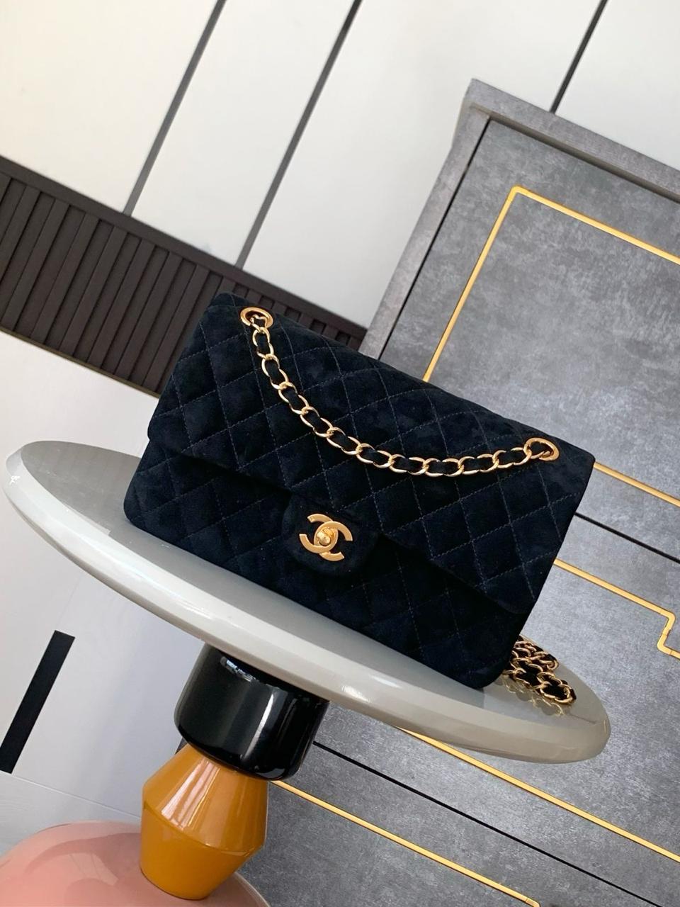 Ladies Chanel bags Lilly Onlines