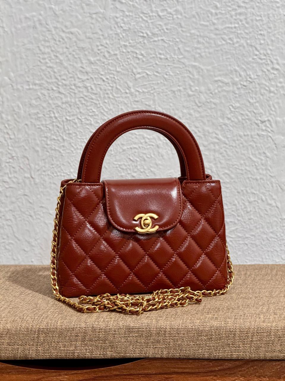 Ladies Chanel bags Lilly Onlines