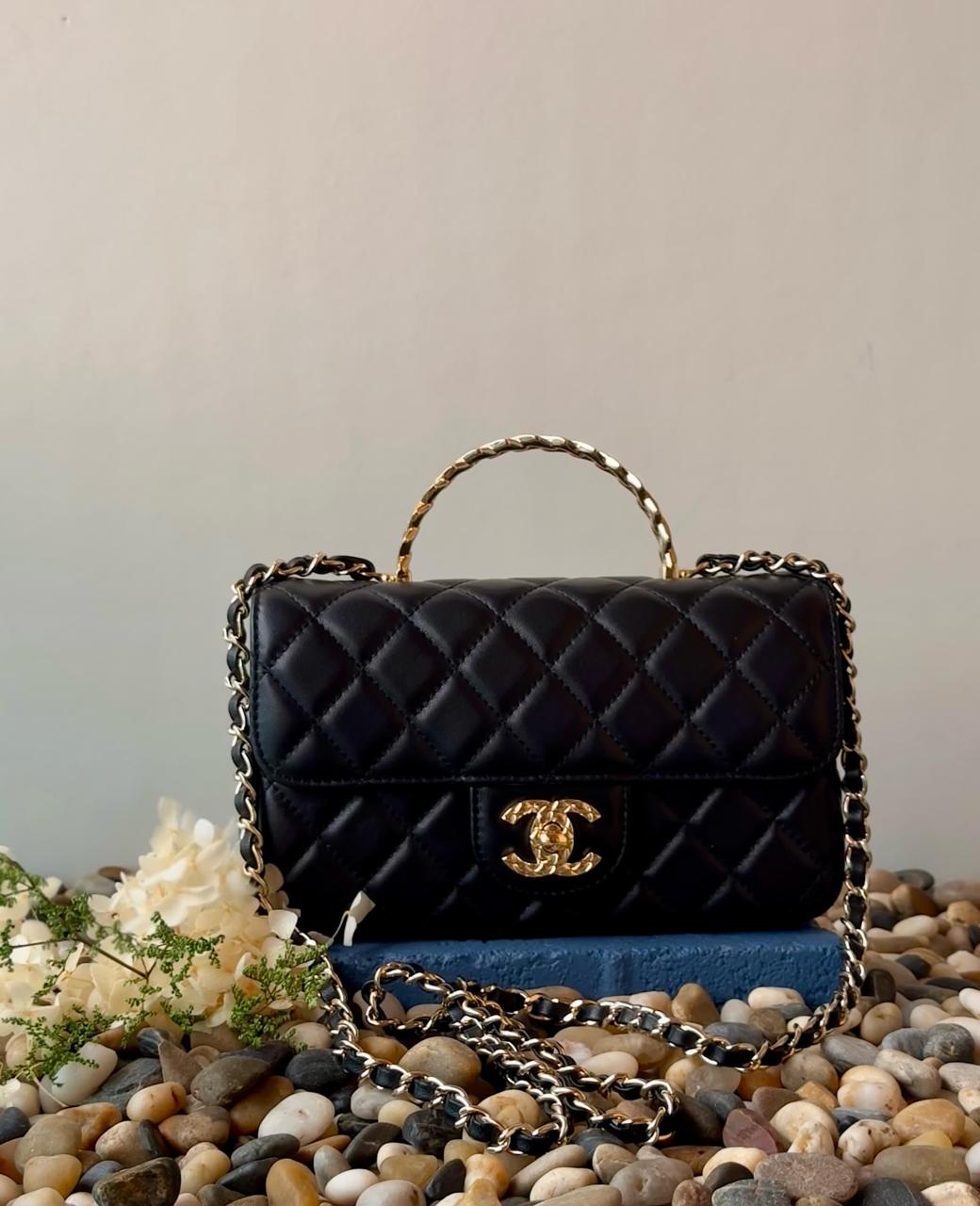 Ladies Chanel bags Lilly Onlines