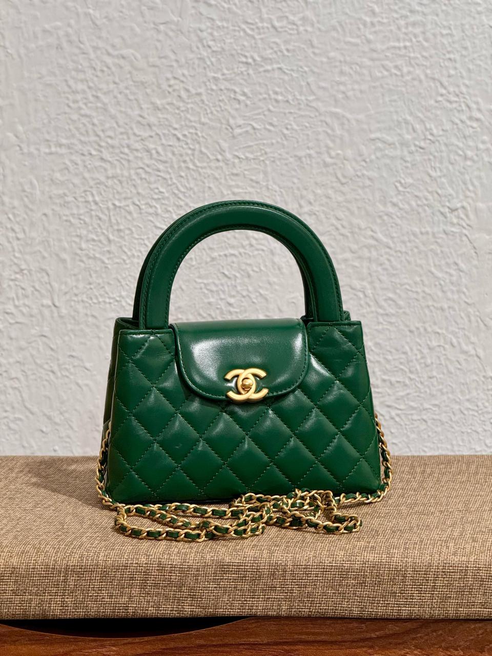Ladies Chanel bags Lilly Onlines