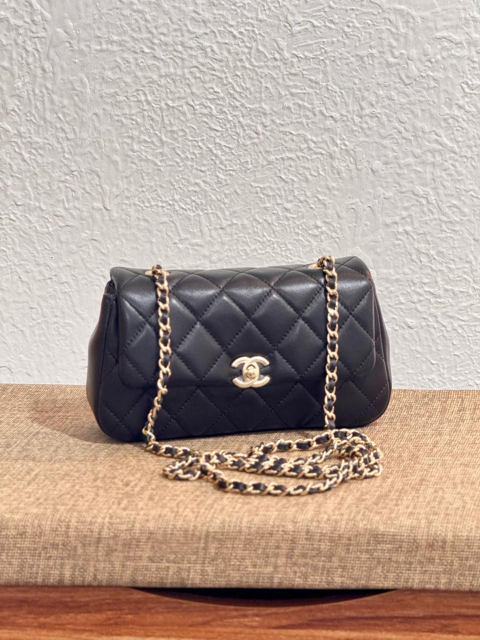 Ladies Chanel bags Lilly Onlines