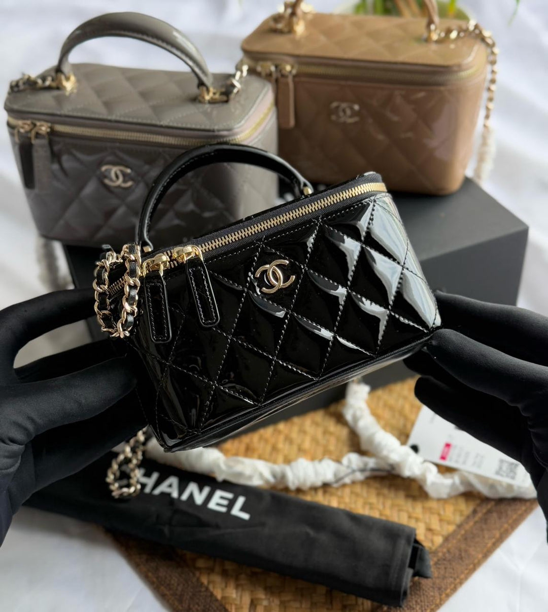 Ladies Chanel bags Lilly Onlines