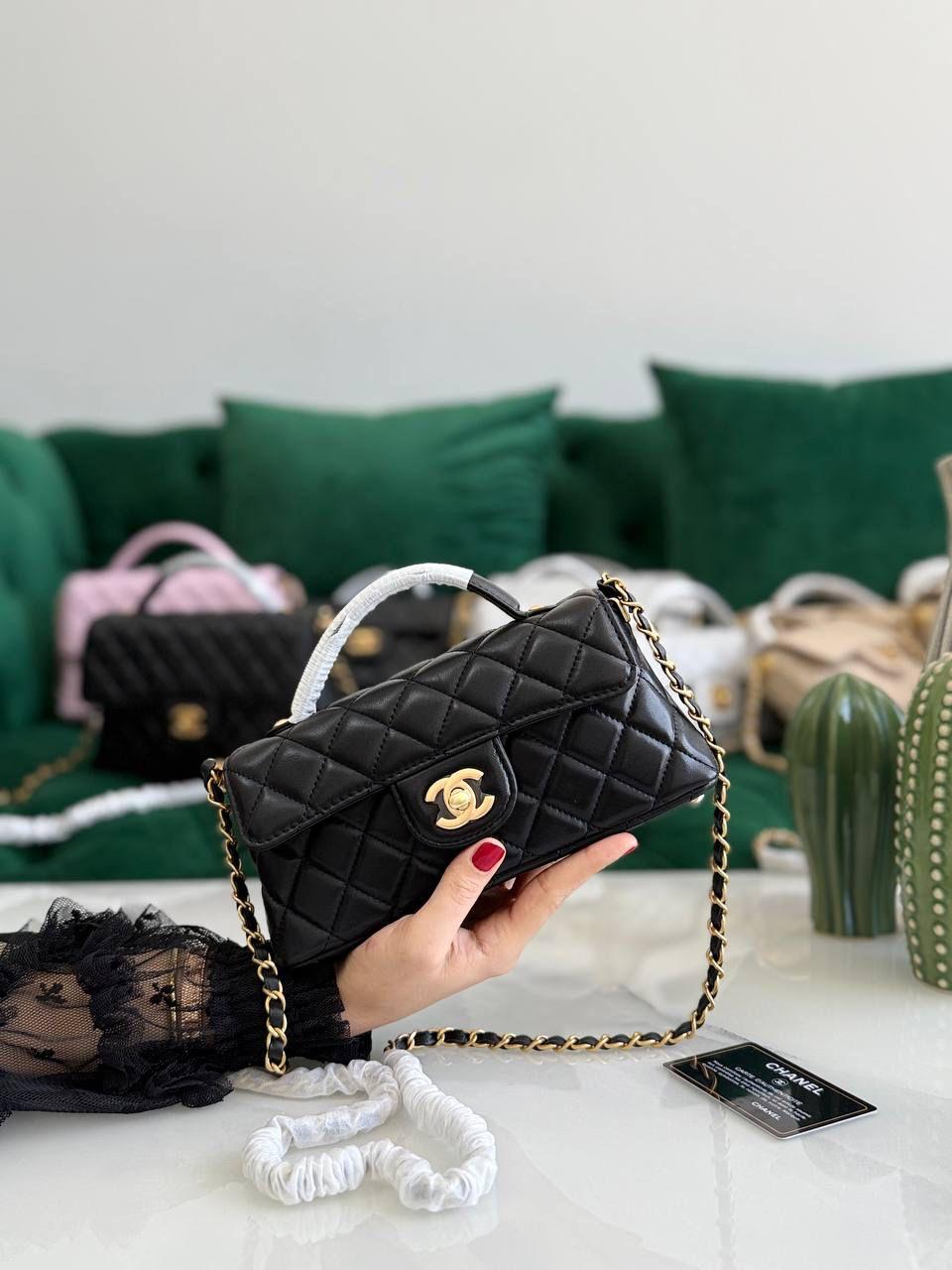 Ladies Chanel bags Lilly Onlines