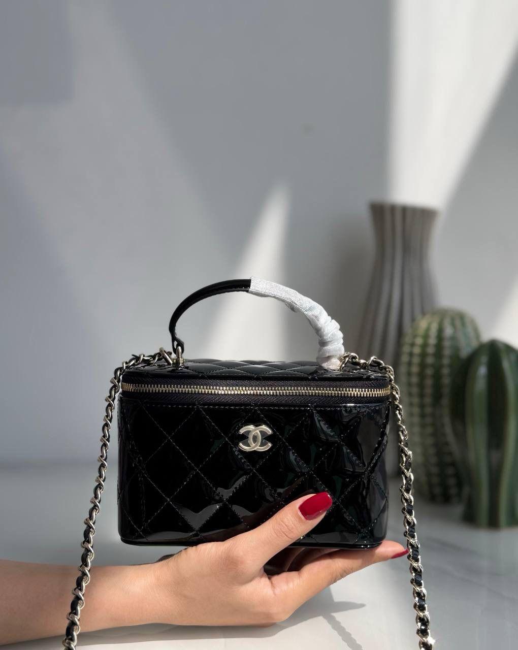 Ladies Chanel bags Lilly Onlines