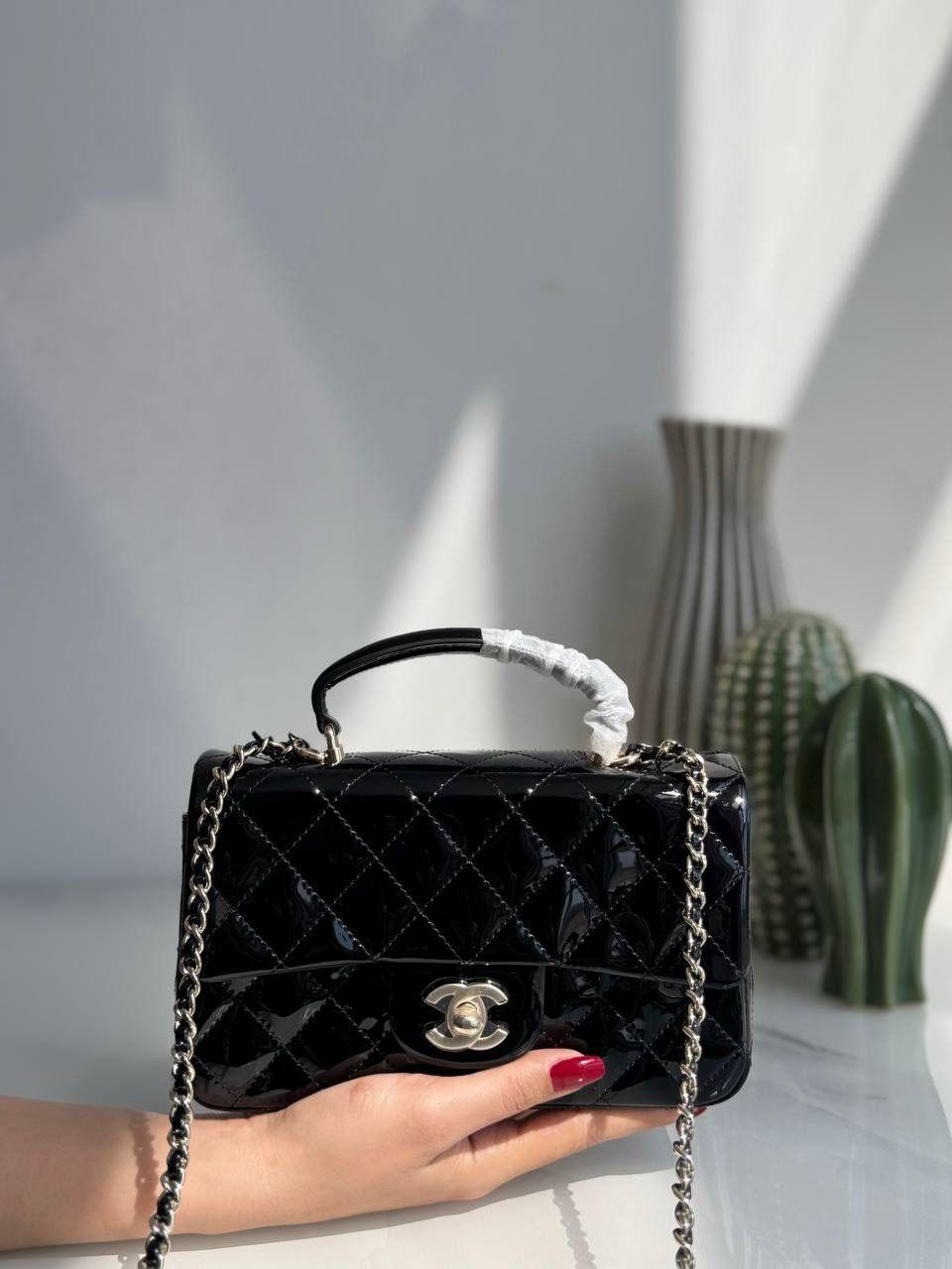 Ladies Chanel bags Lilly Onlines