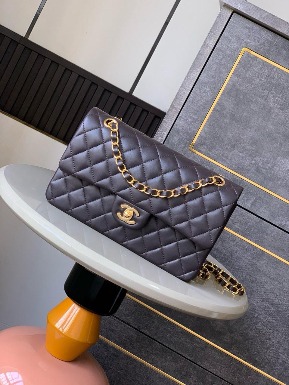 Ladies Chanel bags Lilly Onlines