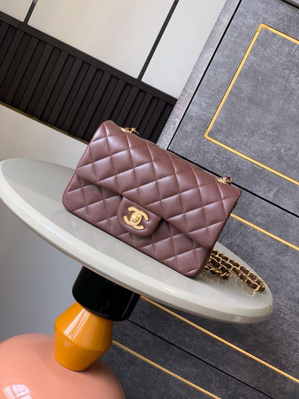Ladies Chanel bags Lilly Onlines