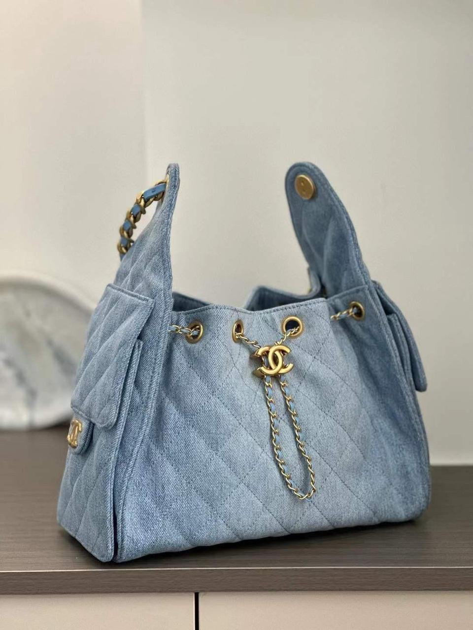 Ladies Chanel bags Lilly Onlines