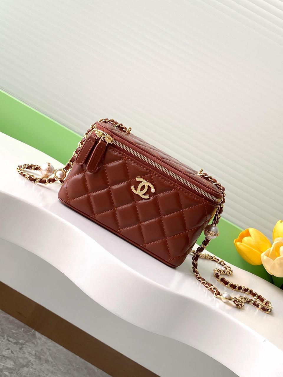 Ladies Chanel bags Lilly Onlines