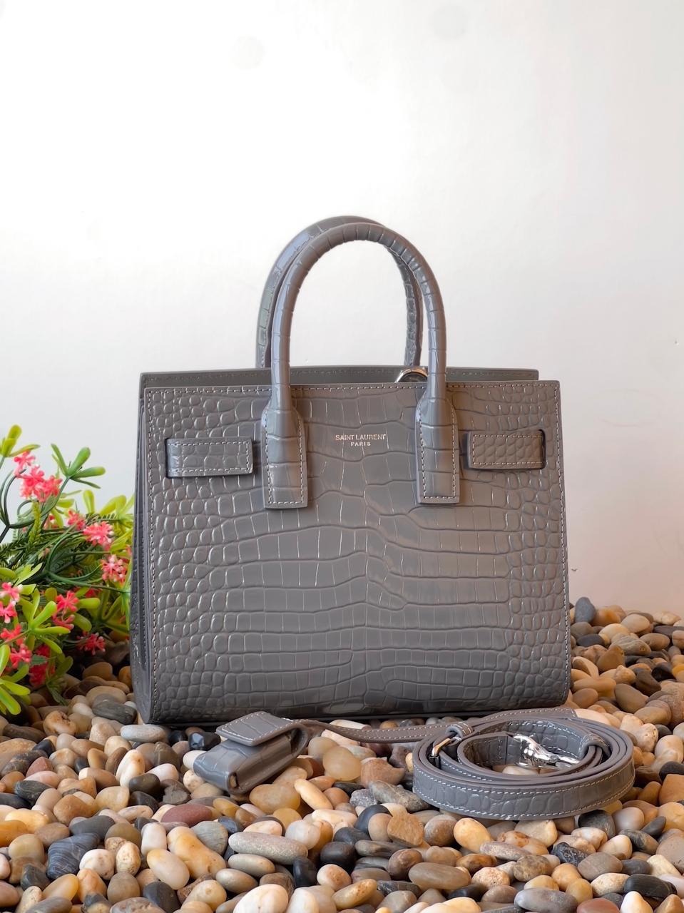 Ladies Ysl bags Lilly Onlines
