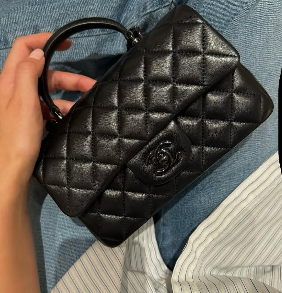 Ladies Chanel bags Lilly Onlines