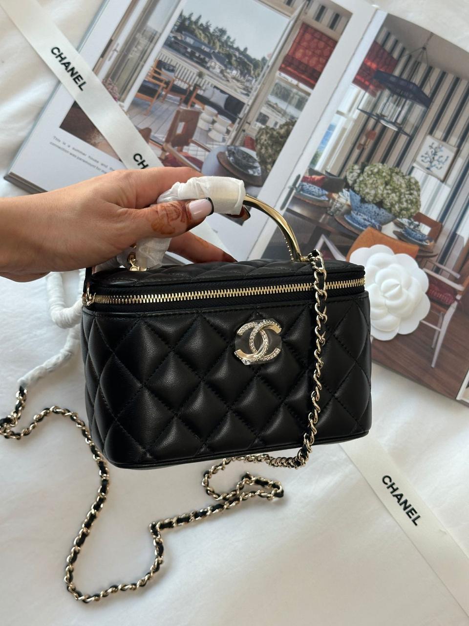 Ladies Chanel bags Lilly Onlines