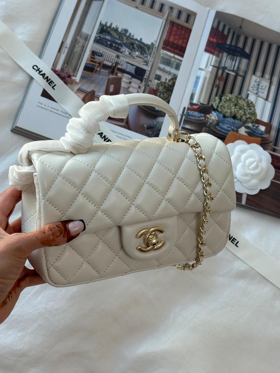 Ladies Chanel bags Lilly Onlines
