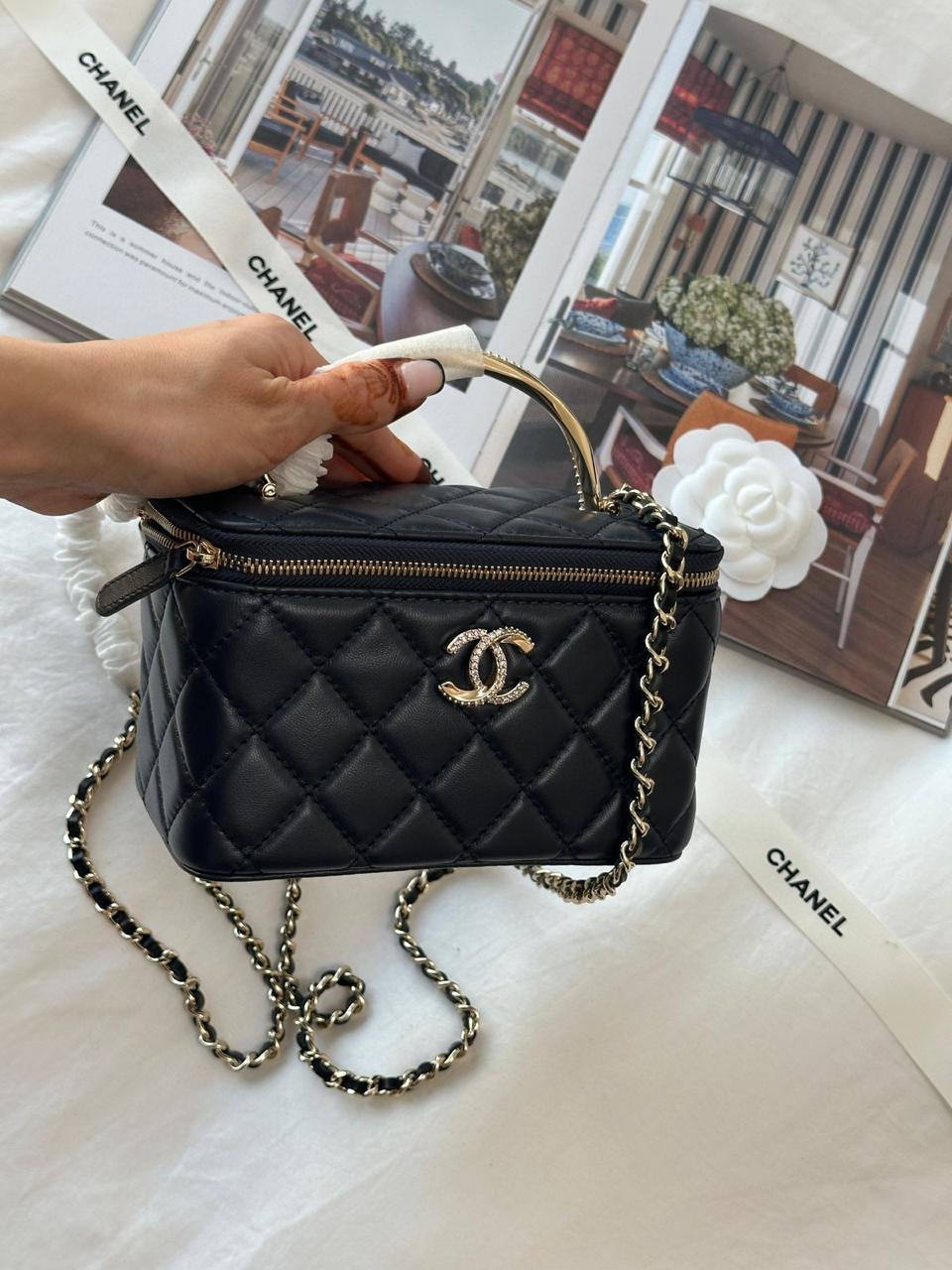 Ladies Chanel bags Lilly Onlines