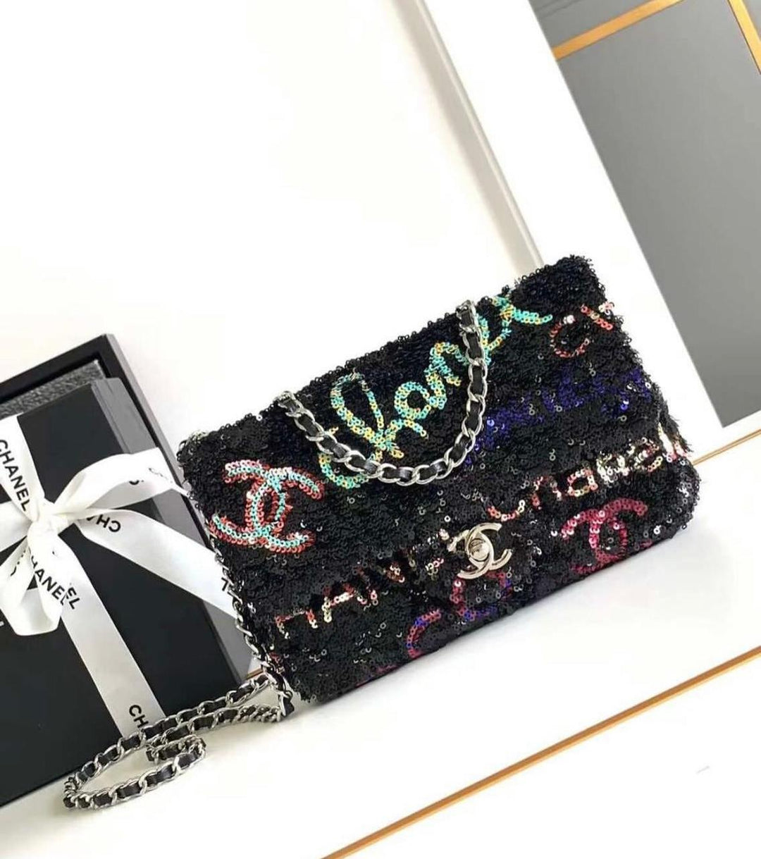 Ladies Chanel bags Lilly Onlines