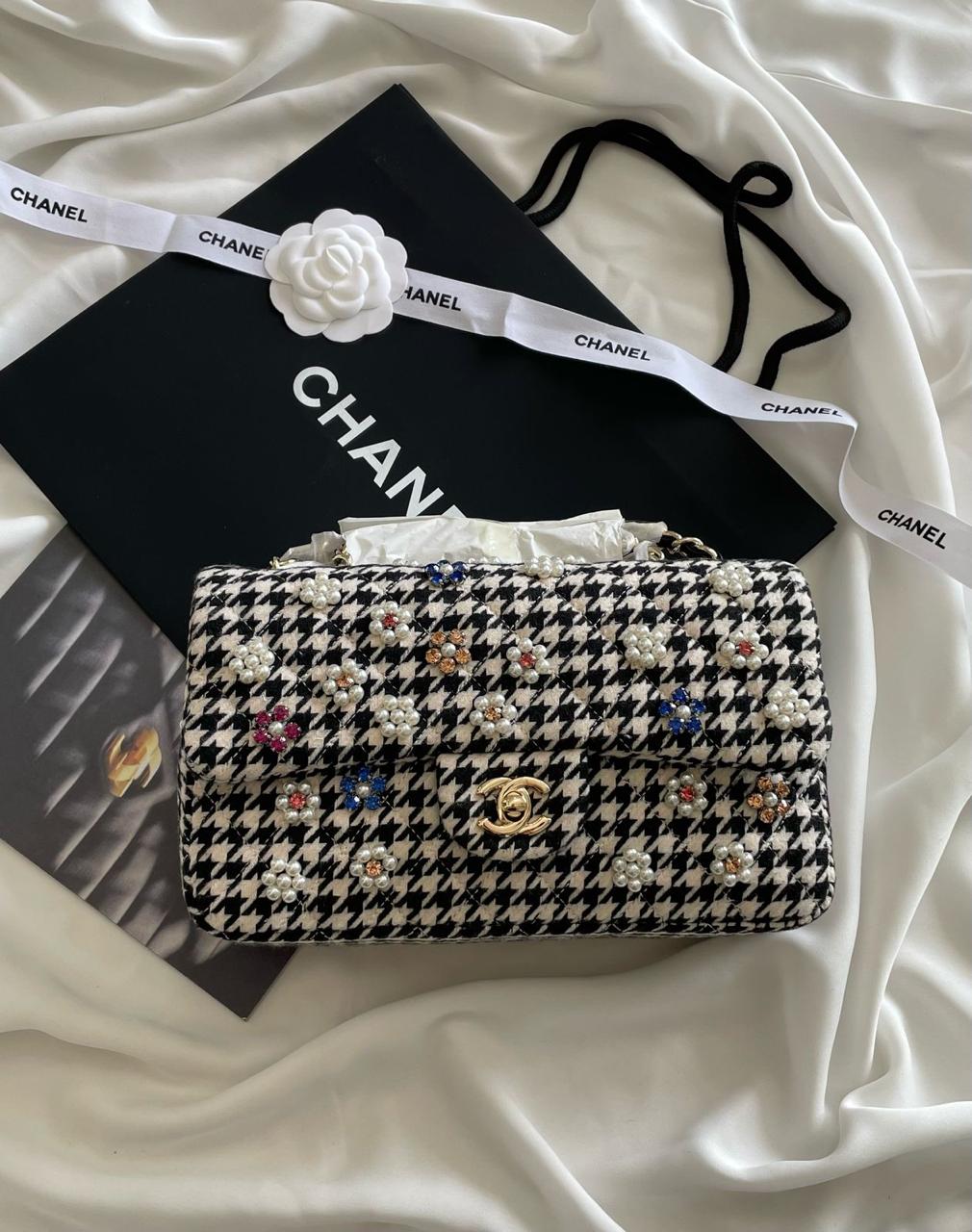 Ladies Chanel bags Lilly Onlines