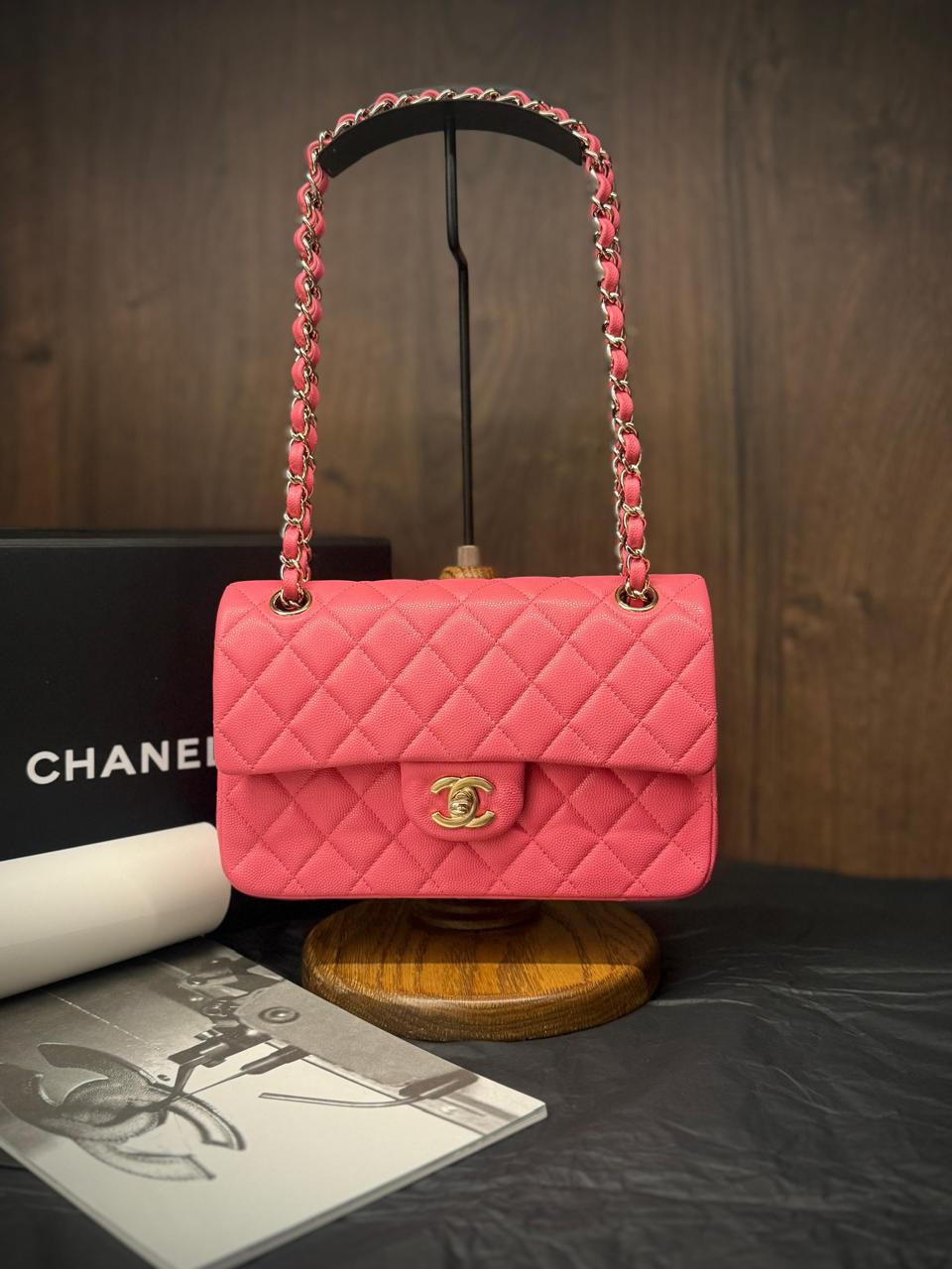 Ladies Chanel bags Lilly Onlines