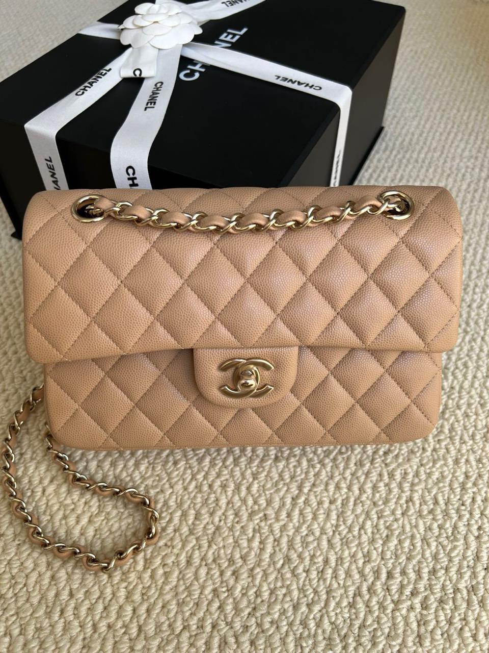 Ladies Chanel bags Lilly Onlines