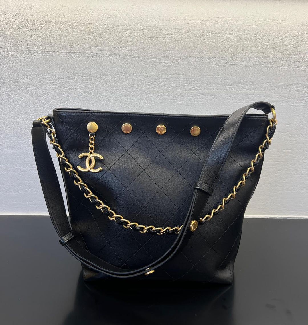 Ladies Chanel bags Lilly Onlines