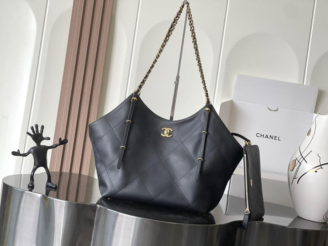 Ladies Chanel bags Lilly Onlines