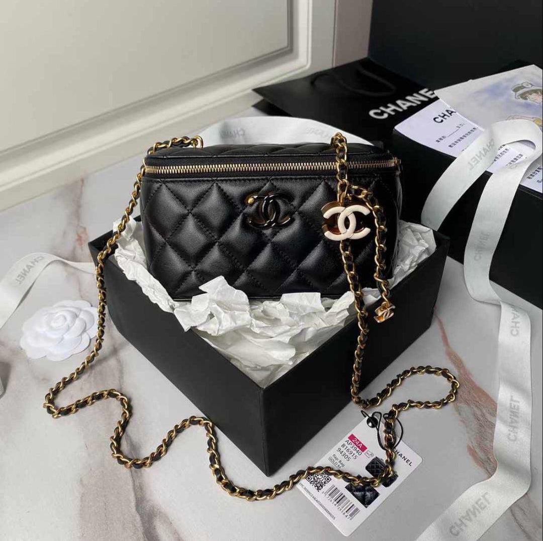 Ladies Chanel bags Lilly Onlines