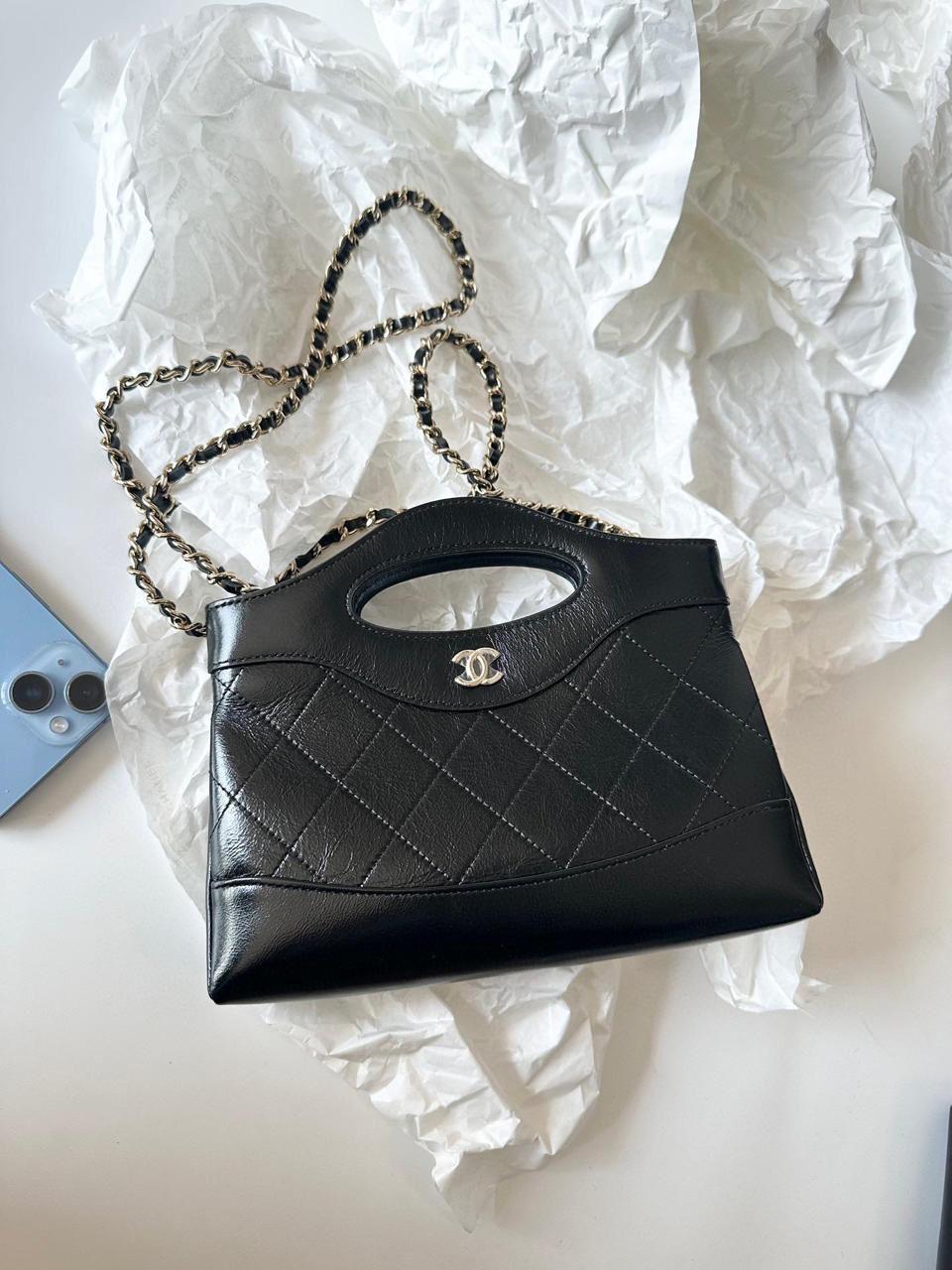 Ladies Chanel bags Lilly Onlines