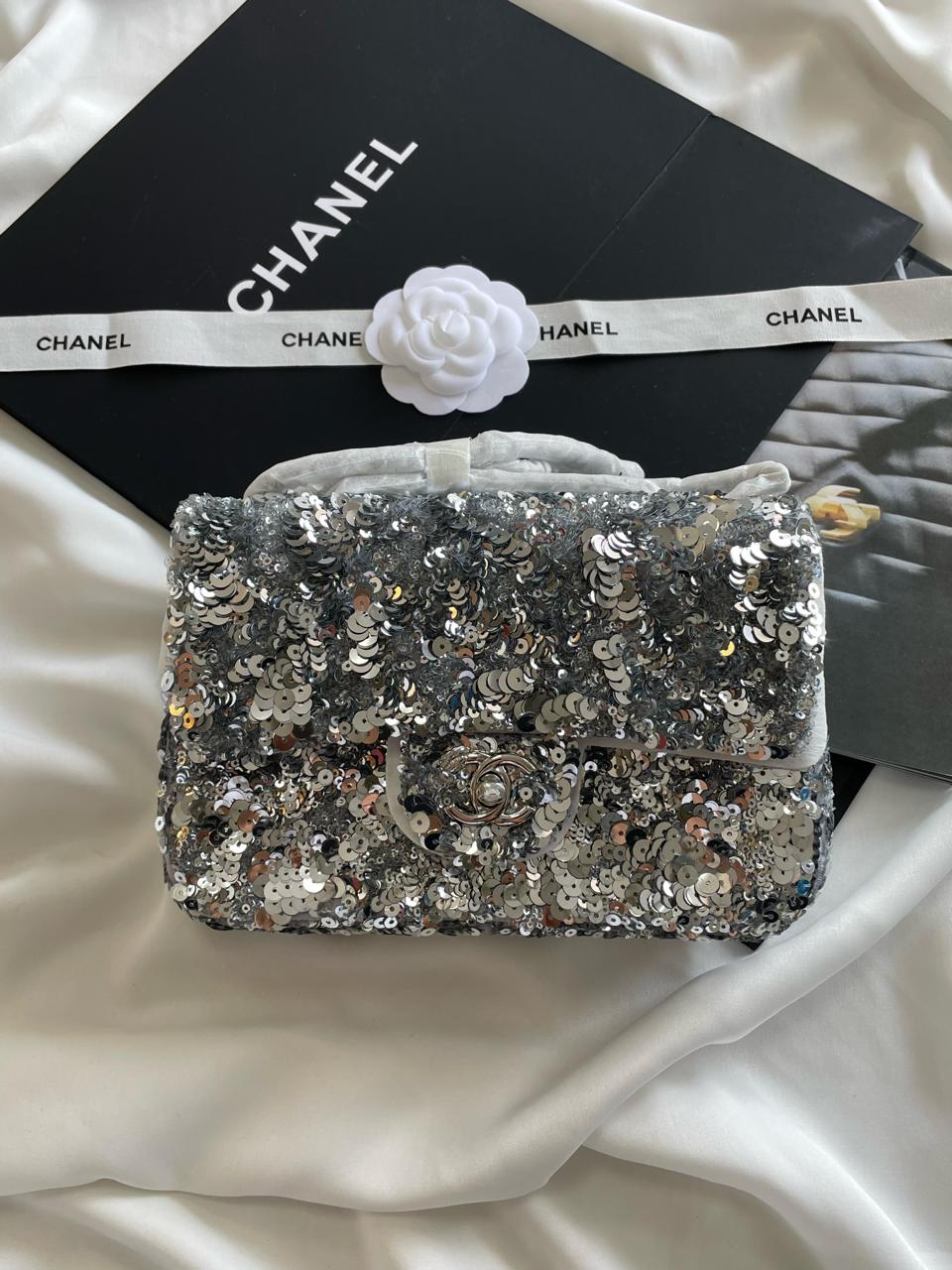 Ladies Chanel bags Lilly Onlines