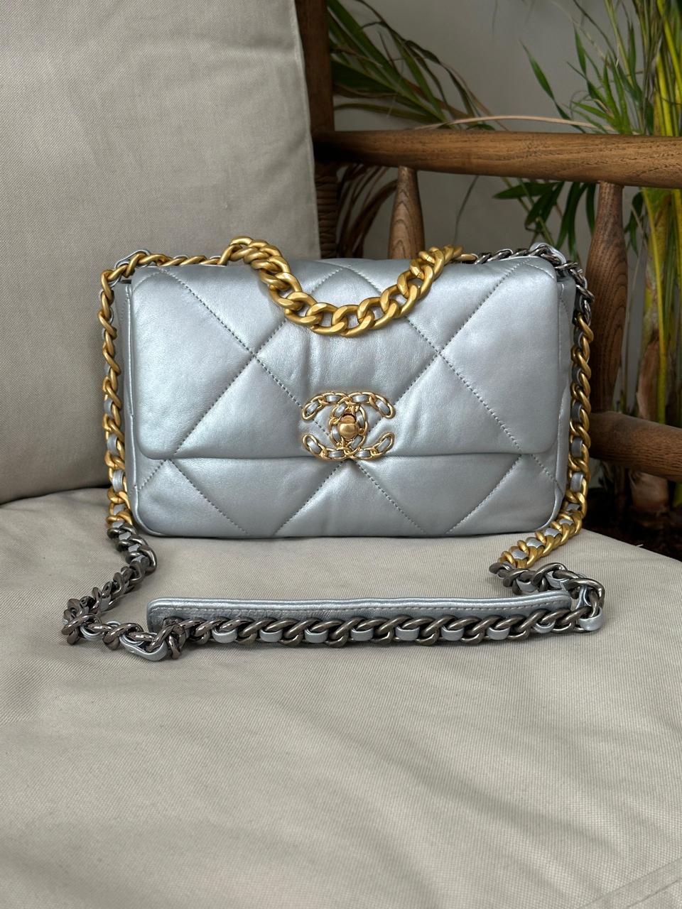 Ladies Chanel bags Lilly Onlines