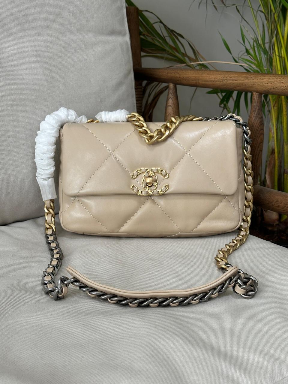 Ladies Chanel bags Lilly Onlines