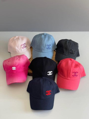 Ladies caps & hats Lilly Onlines