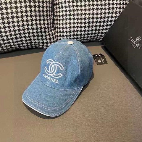 Ladies caps & hats Lilly Onlines