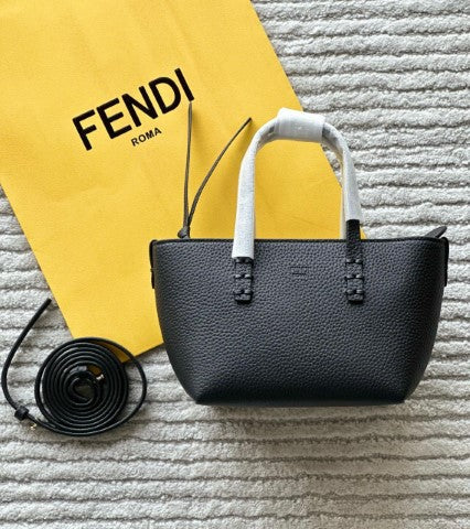 Ladies Fendi bags Lilly Onlines
