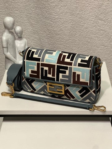 Ladies Fendi bags Lilly Onlines