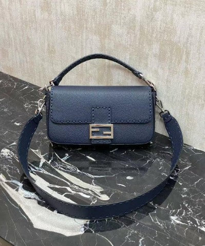 Ladies Fendi bags Lilly Onlines