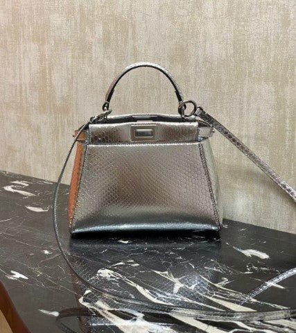 Ladies Fendi bags Lilly Onlines