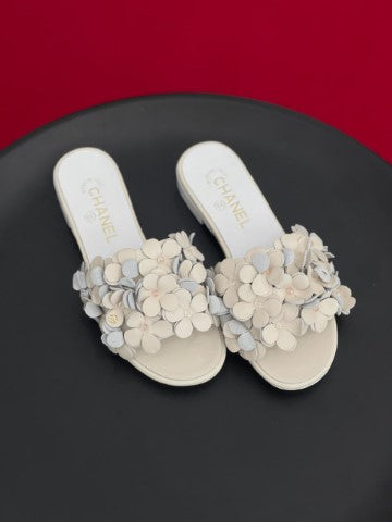 Ladies flats Lilly Onlines