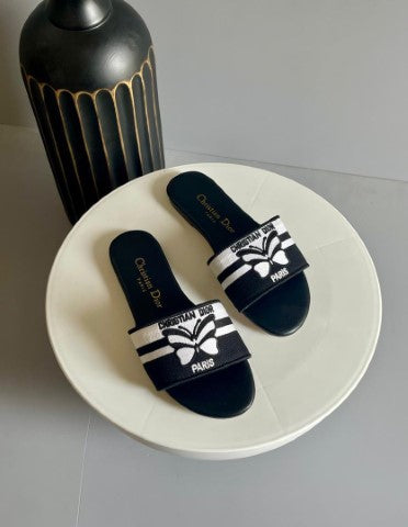 Ladies flats Lilly Onlines