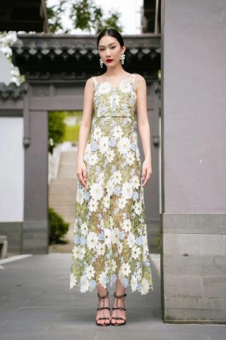 Ladies dresses. Lilly Onlines
