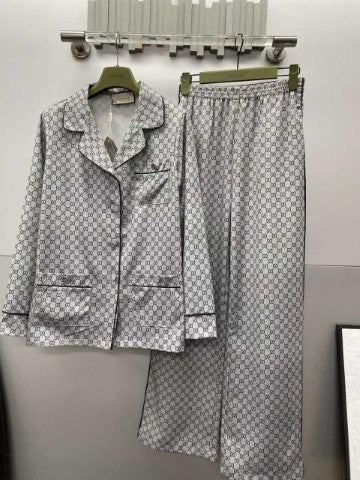 Ladies dresses. Lilly Onlines