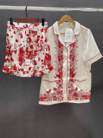 Ladies dresses. Lilly Onlines