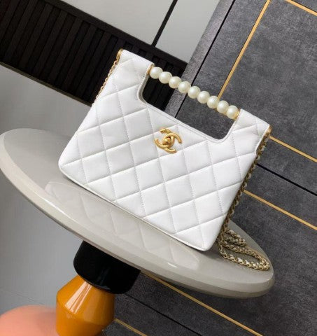 ladies Chanel bags Lilly Onlines