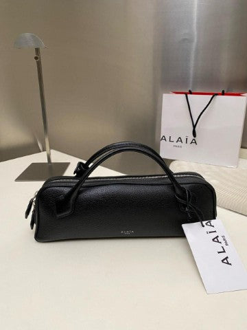 Ladies Alaia bags Lilly Onlines